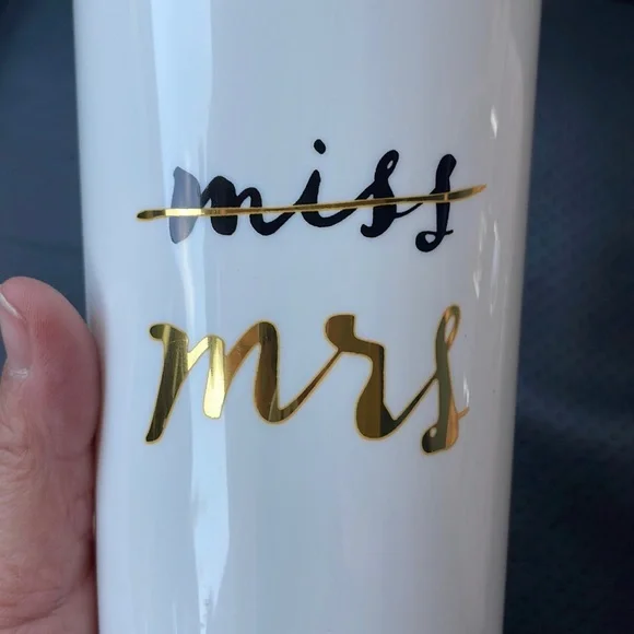 Kate Spade Miss to Mrs Bride cup - Picture 1 of 6